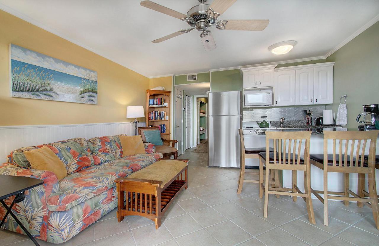 Nothing But Ocean In Forest Beach Hilton Head Island Esterno foto